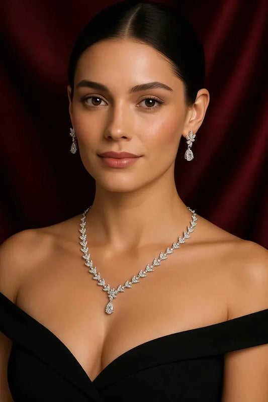 💎 Premium CZ Diamond Necklace & Earrings Set